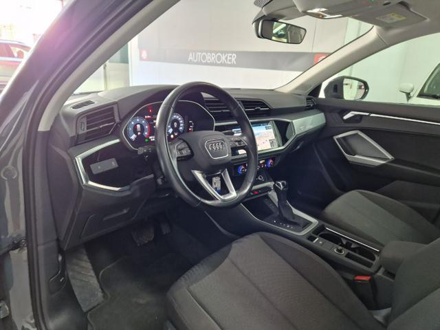 AUDI Q3 35 TDI S tronic Business Advanced