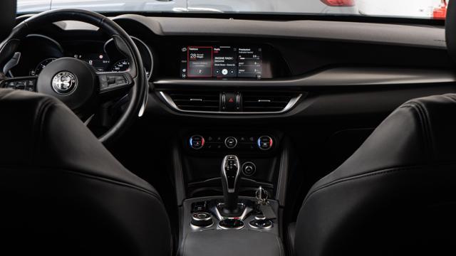 ALFA ROMEO Stelvio 2.2 Turbodiesel 210 CV AT8 Q4 Veloce