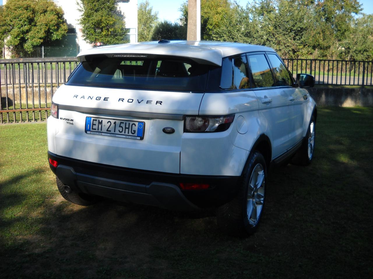 Land Rover Range Evoque 2.2 TD4 5p. Dynamic