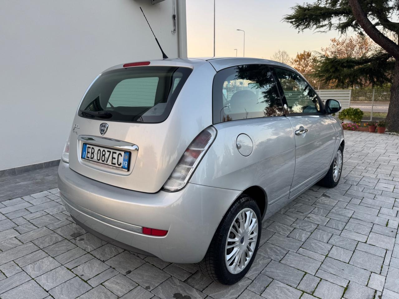 Lancia Ypsilon 1.4 Platino Ecochic GPL OK NEOPATENTATI