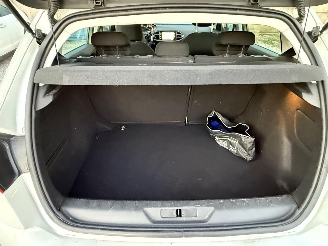 Peugeot 308 PureTech Turbo 130 S&S SW Allure