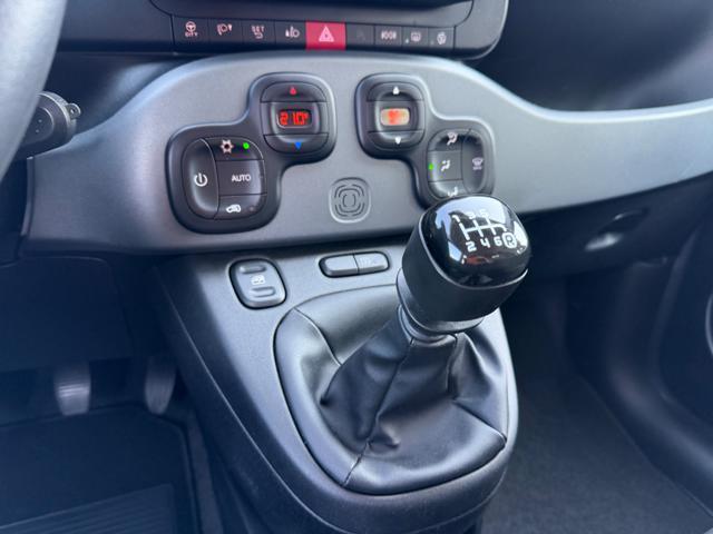 FIAT Panda 1.0 HYBRID CITY LIFE+CLIMATRONIC+SCHERMO+5POSTI