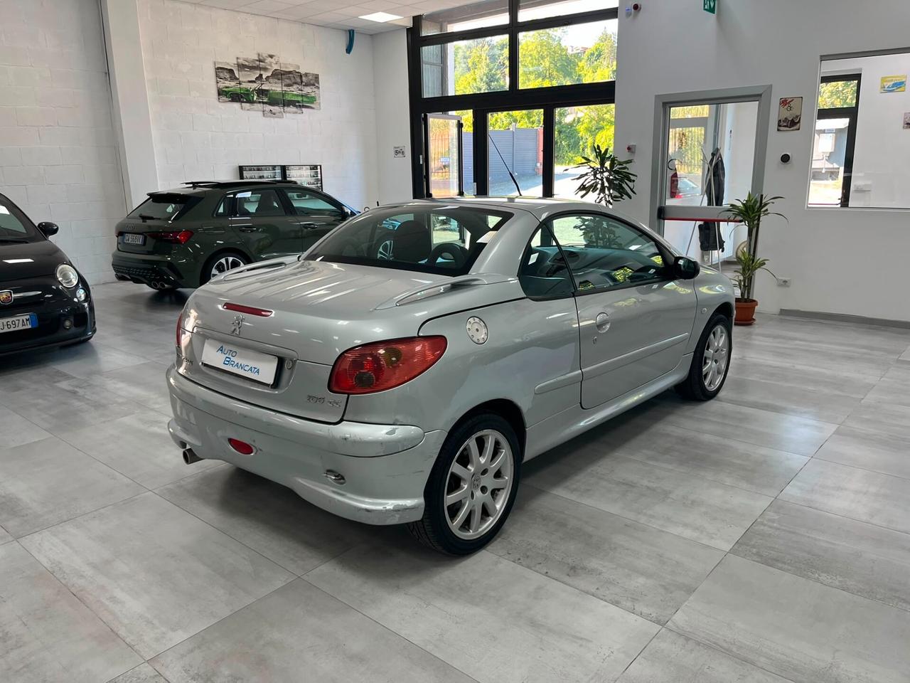 Peugeot 206 CC 1.6 16v c/abs