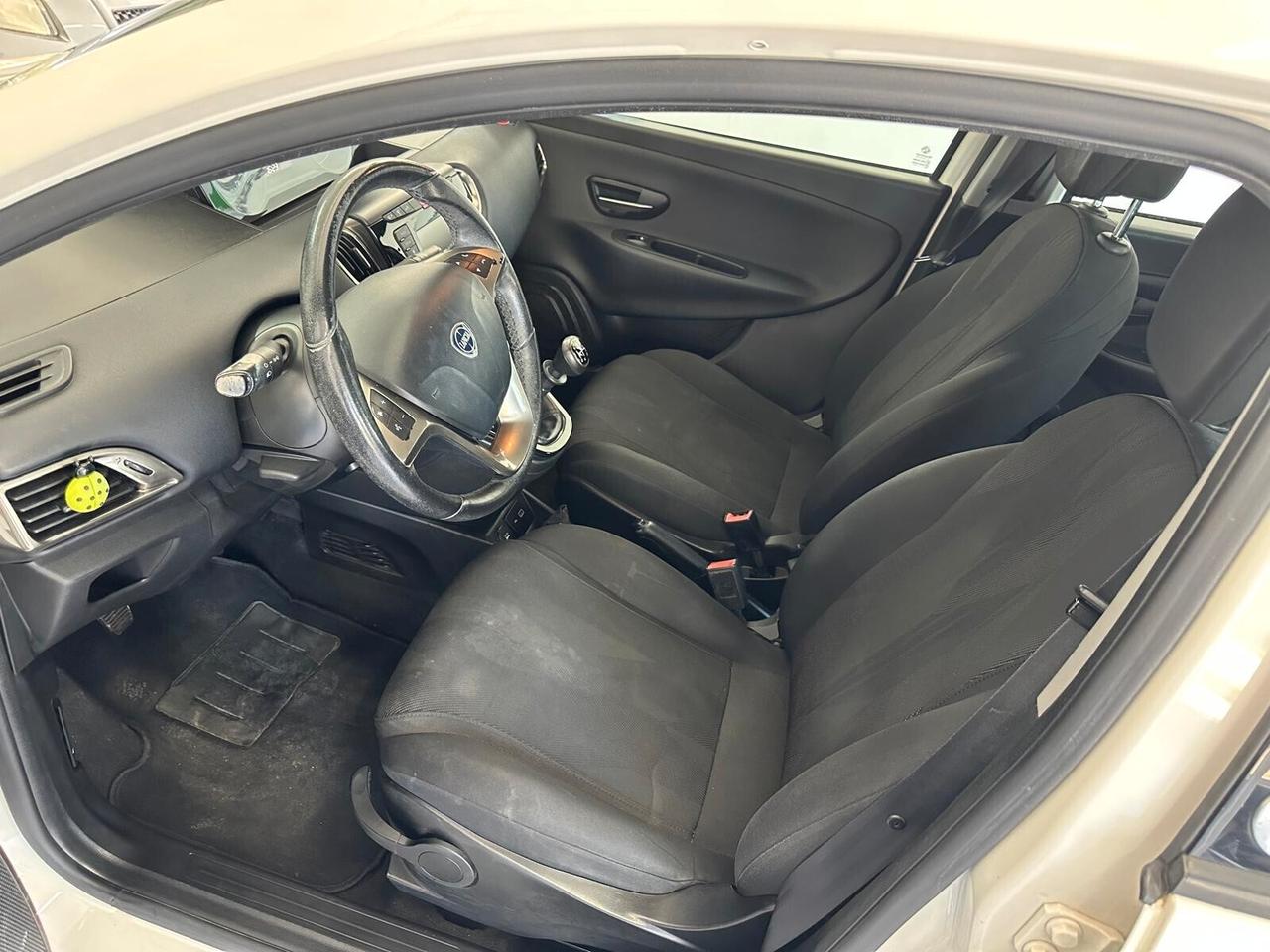 Lancia Ypsilon 1.2 69 CV 5 porte GPL Ecochic Gold