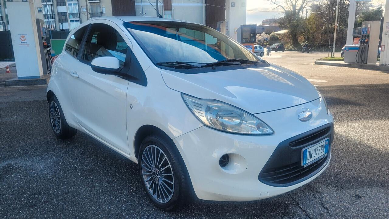 Ford Ka 1.2 8V 69CV Titanium