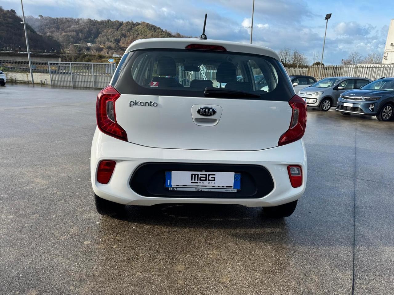 Kia Picanto 1.0 12V 5 porte Urban