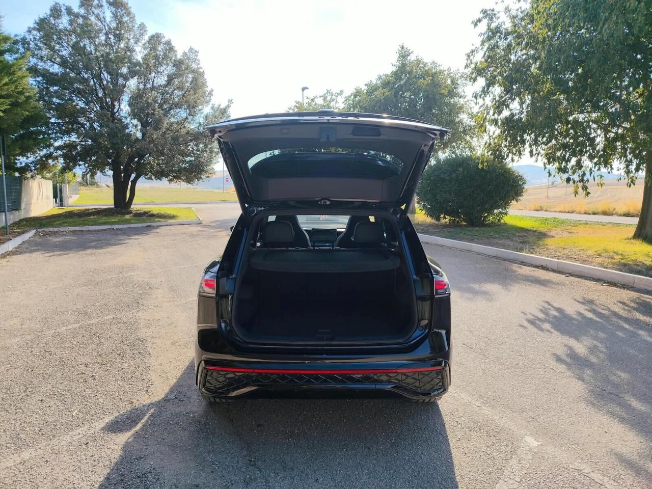 Volkswagen Tiguan 2.0 TDI 193 CV DSG 4MOTION R-Line