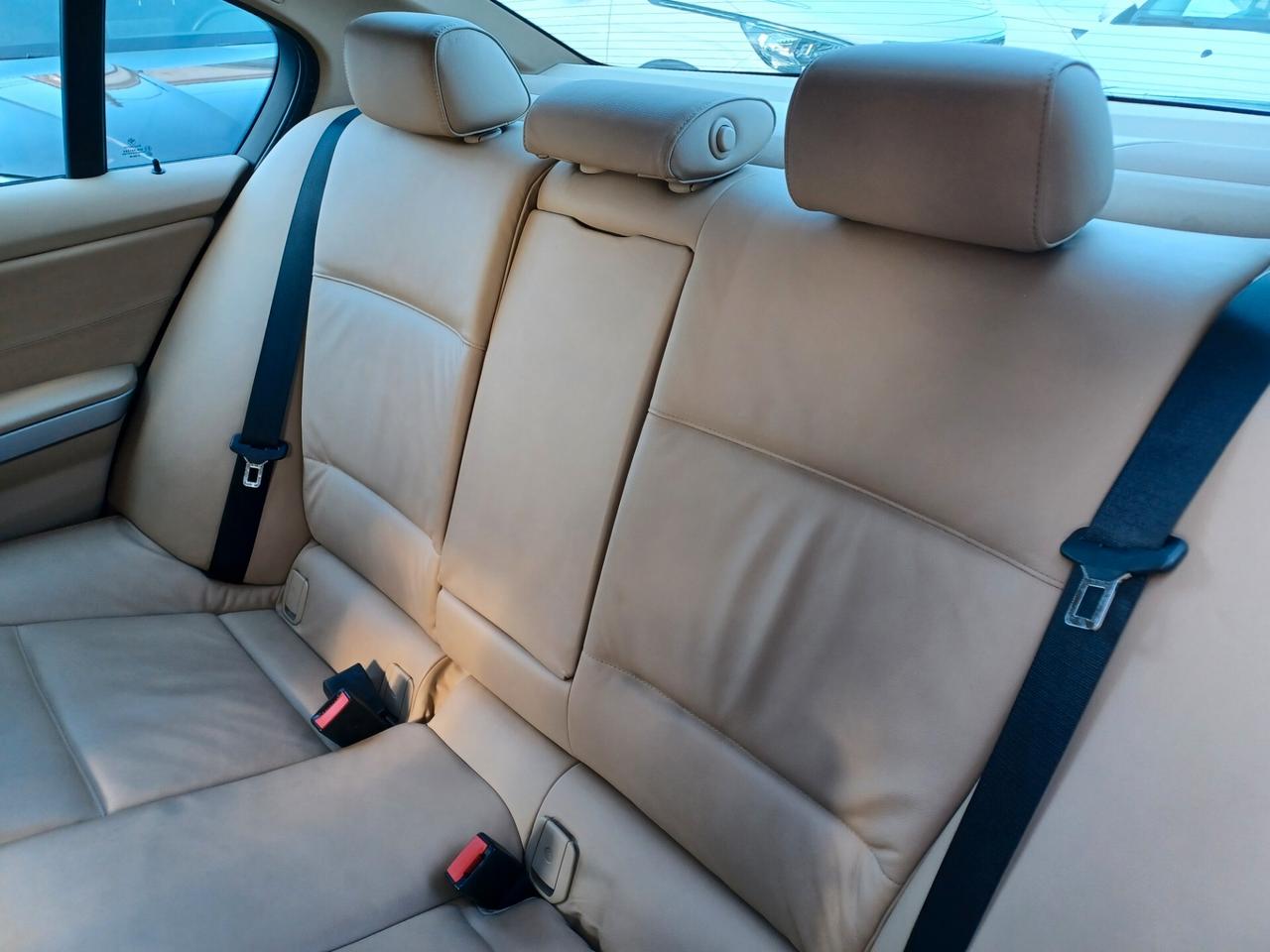 Bmw 320 D Xeno PDC PELLE PERFETTA