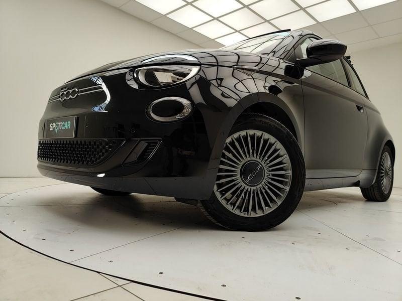 FIAT 500 IV 2020 Cabrio 500e Cabrio 42 kWh Icon +