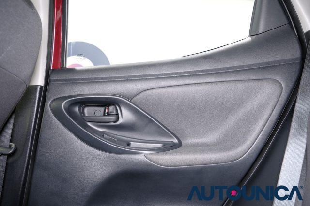 TOYOTA Yaris 1.5 HYBRID 5 PORTE TREND FARI LED NEOPATENTATI