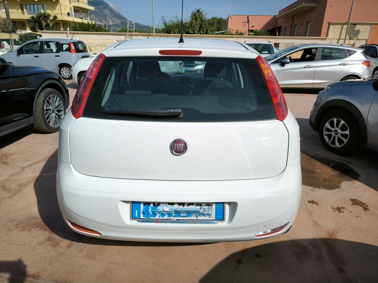 Fiat Punto 1.3 MJT II S&S 95 CV 5 porte Street