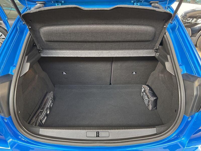 Peugeot 208 motore elettrico 136 CV 5 porte Allure