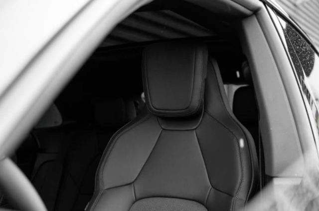 PORSCHE Macan BOSE Panoramadach Surround View LED