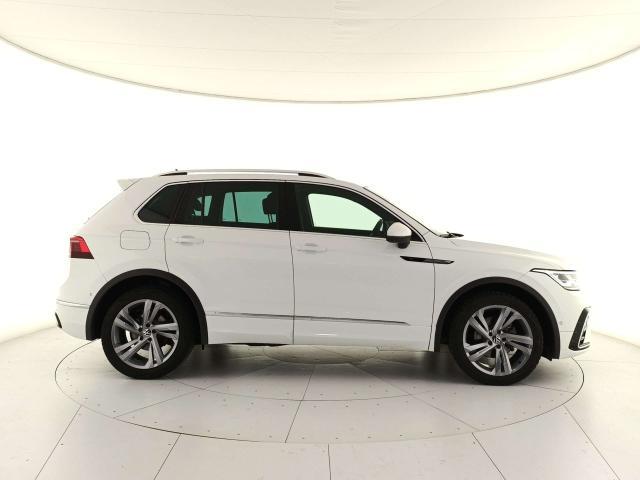Volkswagen Tiguan Tiguan II 2021 2.0 tdi R-Line 150cv dsg
