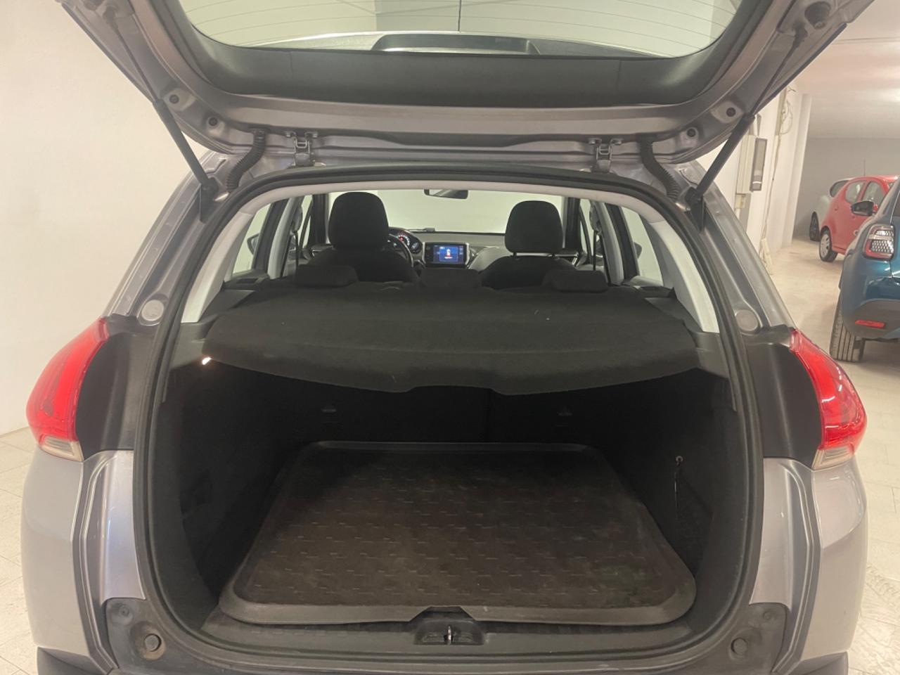 Peugeot 2008 BlueHDi 100 Active Perfetta !