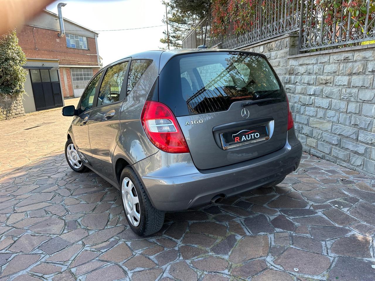 Mercedes-benz A 160 BlueEFFICIENCY Coupé Elegance