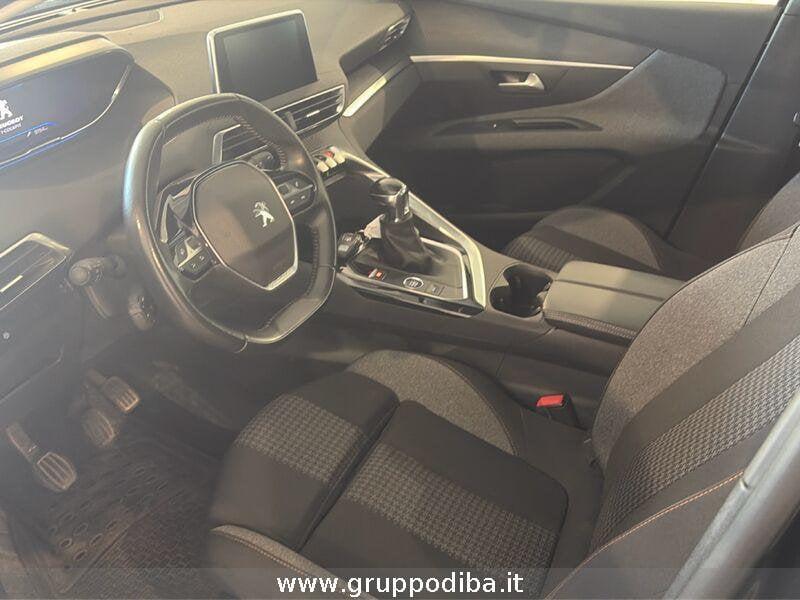 Peugeot 3008 II 2021 1.5 bluehdi Active s&s 130cv