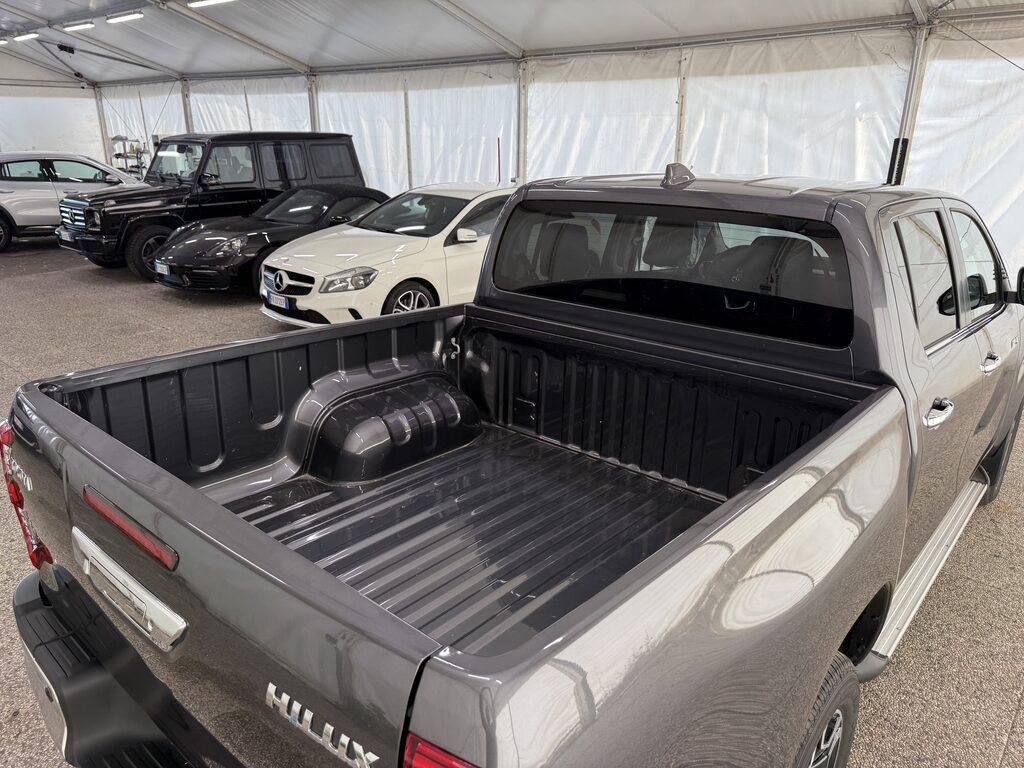 Toyota Hilux Double Cab 2.4 D-4D Executive A/T