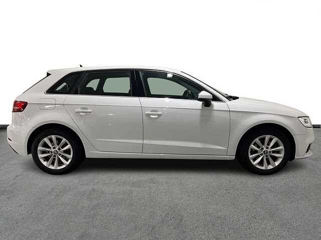 Audi A3 SPB 30 g-tron S tronic Business