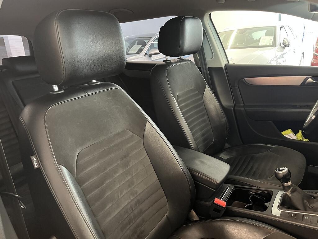 Volkswagen Passat Var. 2.0 TDI 140 PS