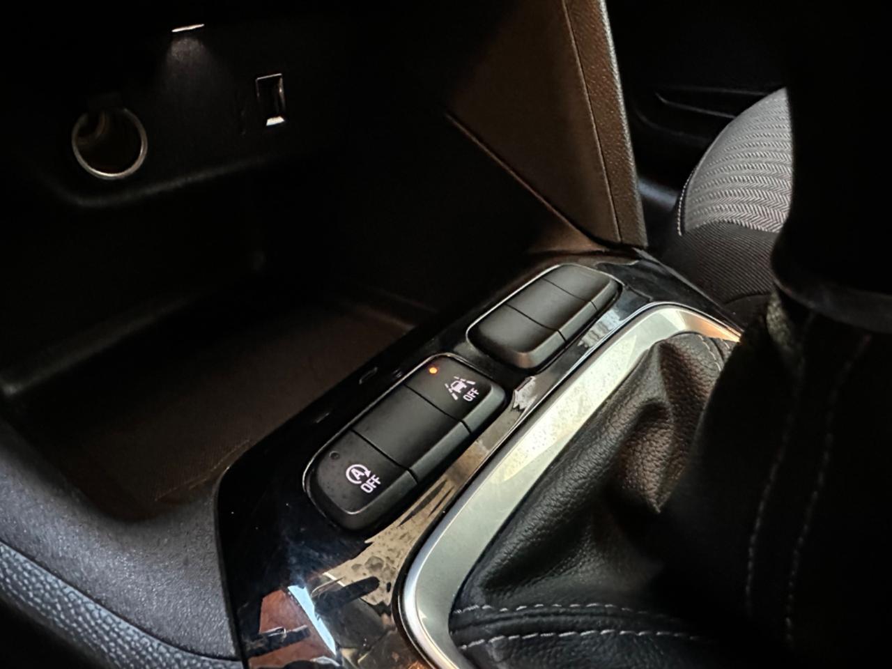 Opel Corsa 1.2 Edition / RATE / FINANZIAMENTI / BONUS