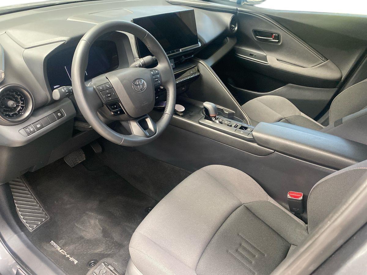 TOYOTA C-HR II 2023 - C-HR 2.0 phev Trend fwd e-cvt