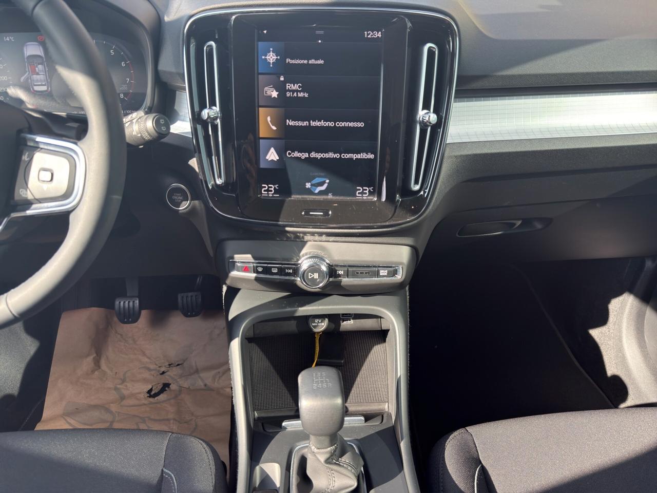 Volvo XC40 T2 Momentum Core