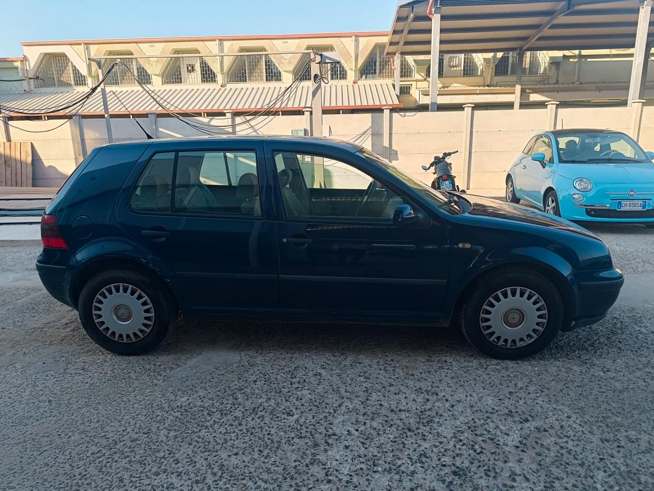Volkswagen Golf 1.9 TDI/90 CV cat 5 porte
