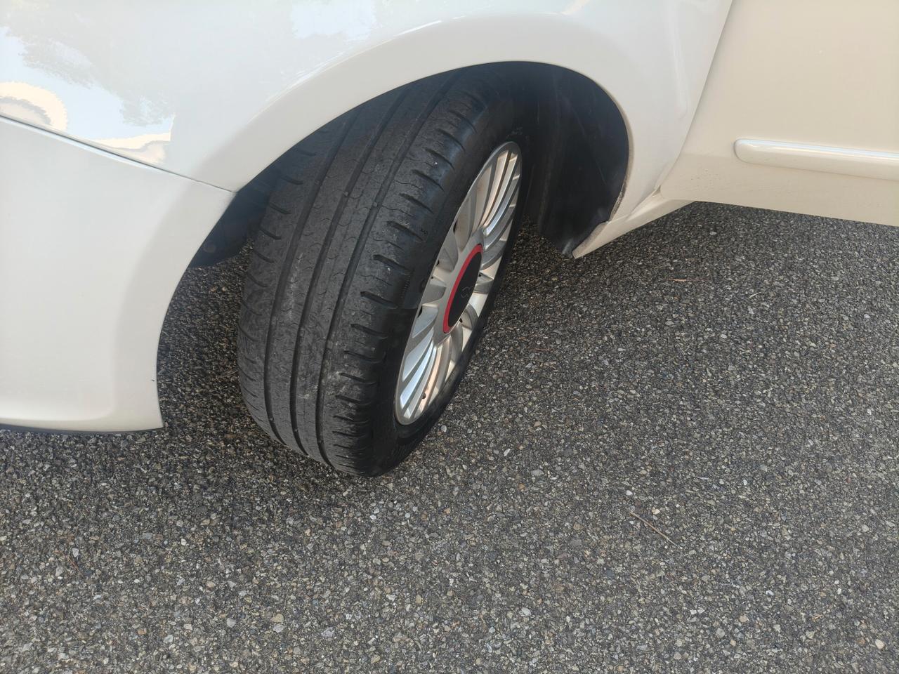 Fiat 500 1.2 Lounge SOLAMENTE 74.000 KM