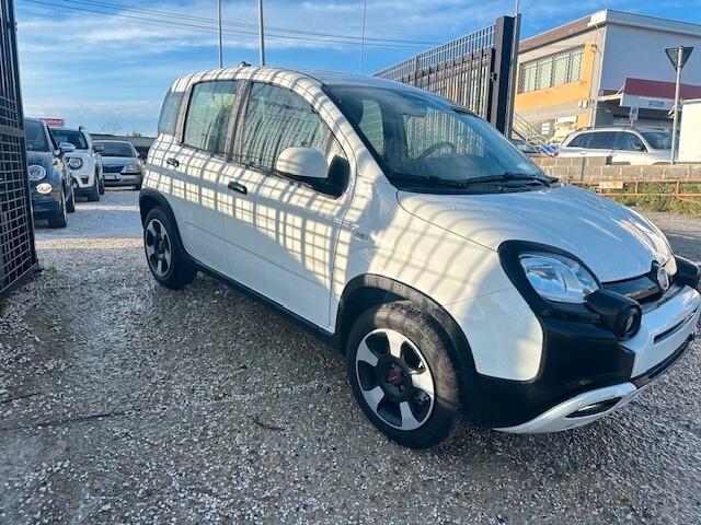 Fiat Panda Cross 1.0 FireFly S&S Hybrid