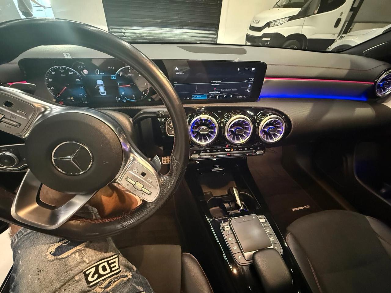 Mercedes-benz CLA 220 PREMIUM