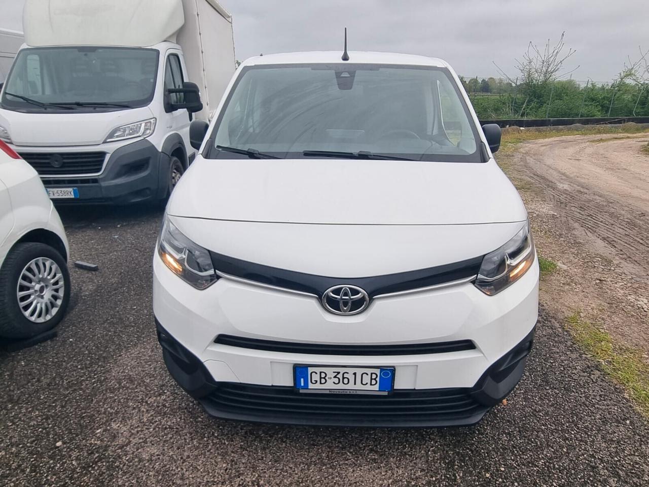 Toyota Proace Proace 1.5D 120CV S&S PC-TN Furgone Compact 5p.10q Comfort