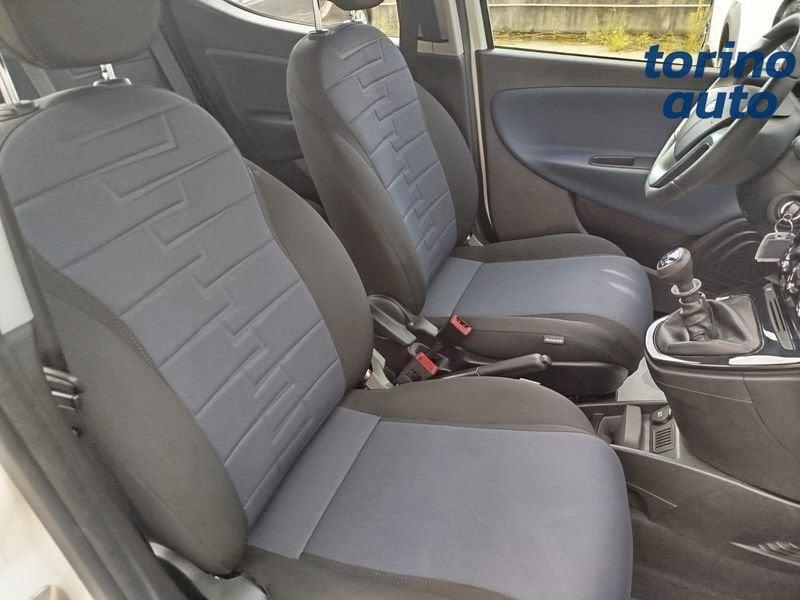 Lancia Ypsilon Ypsilon 1.0 FireFly 5 porte S&S Hybrid Platino