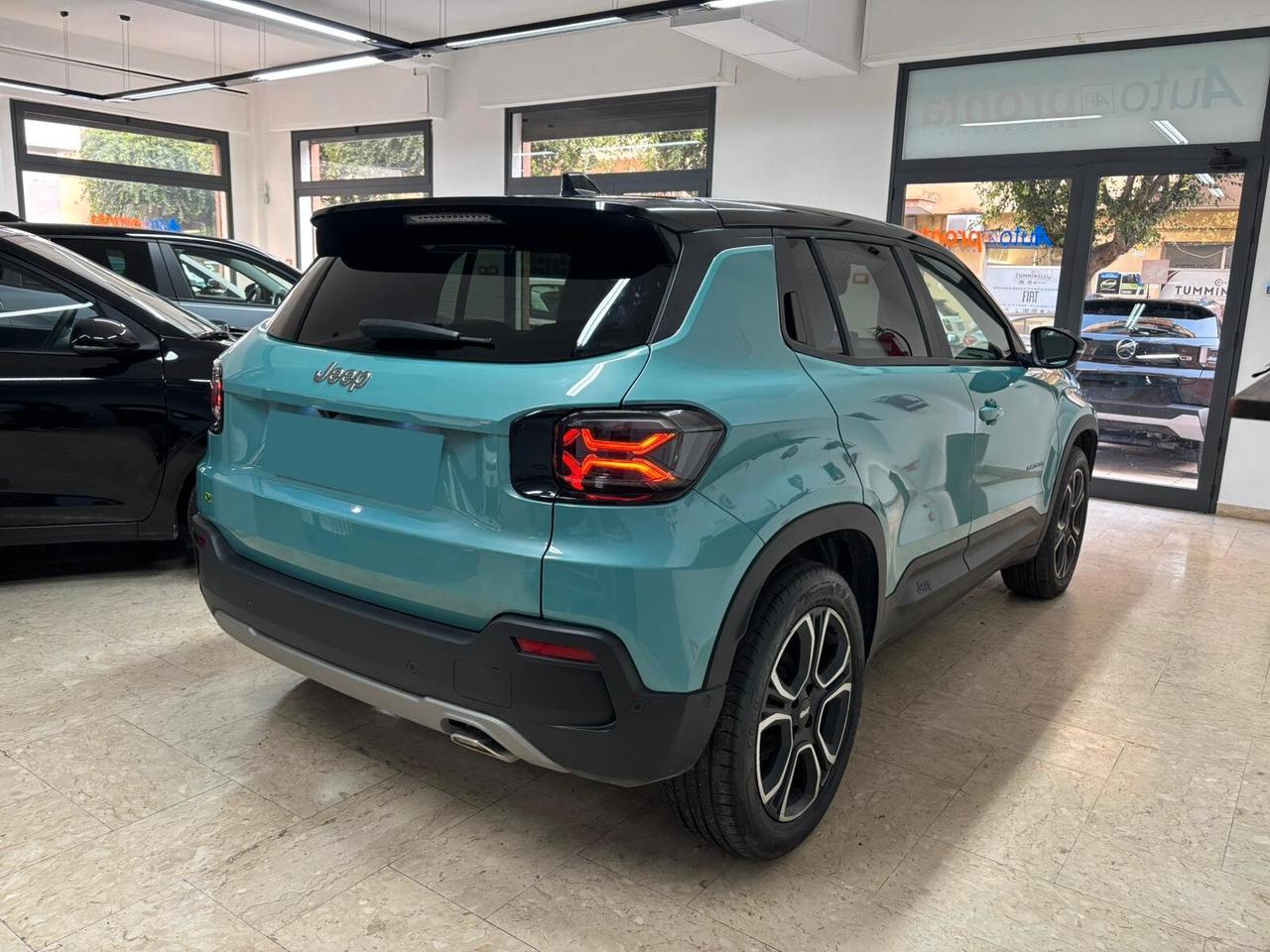 Jeep Avenger 1.2 Turbo 110 CV MHEV Summit