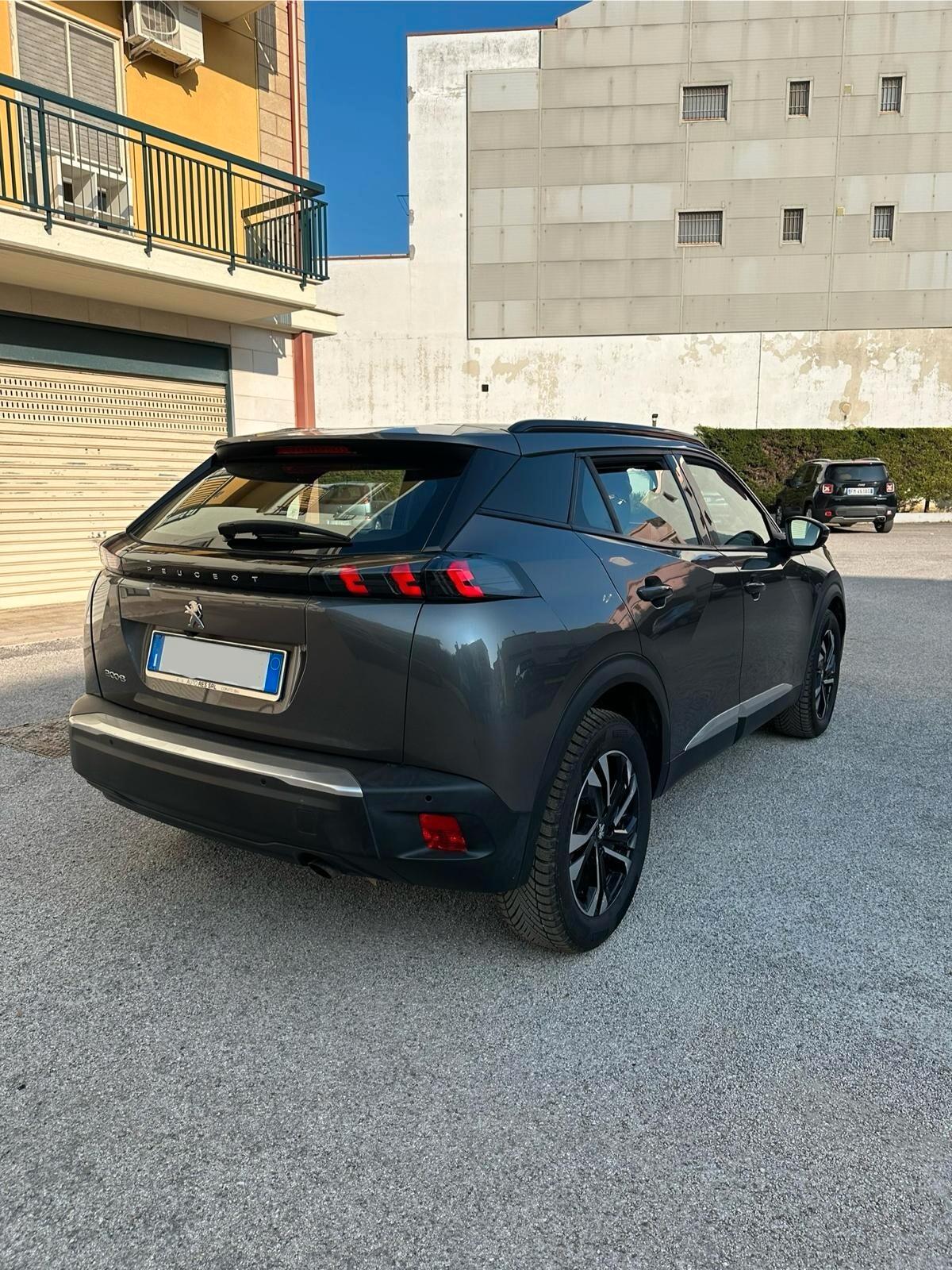 Peugeot 2008 BlueHDi 100 S&S Allure