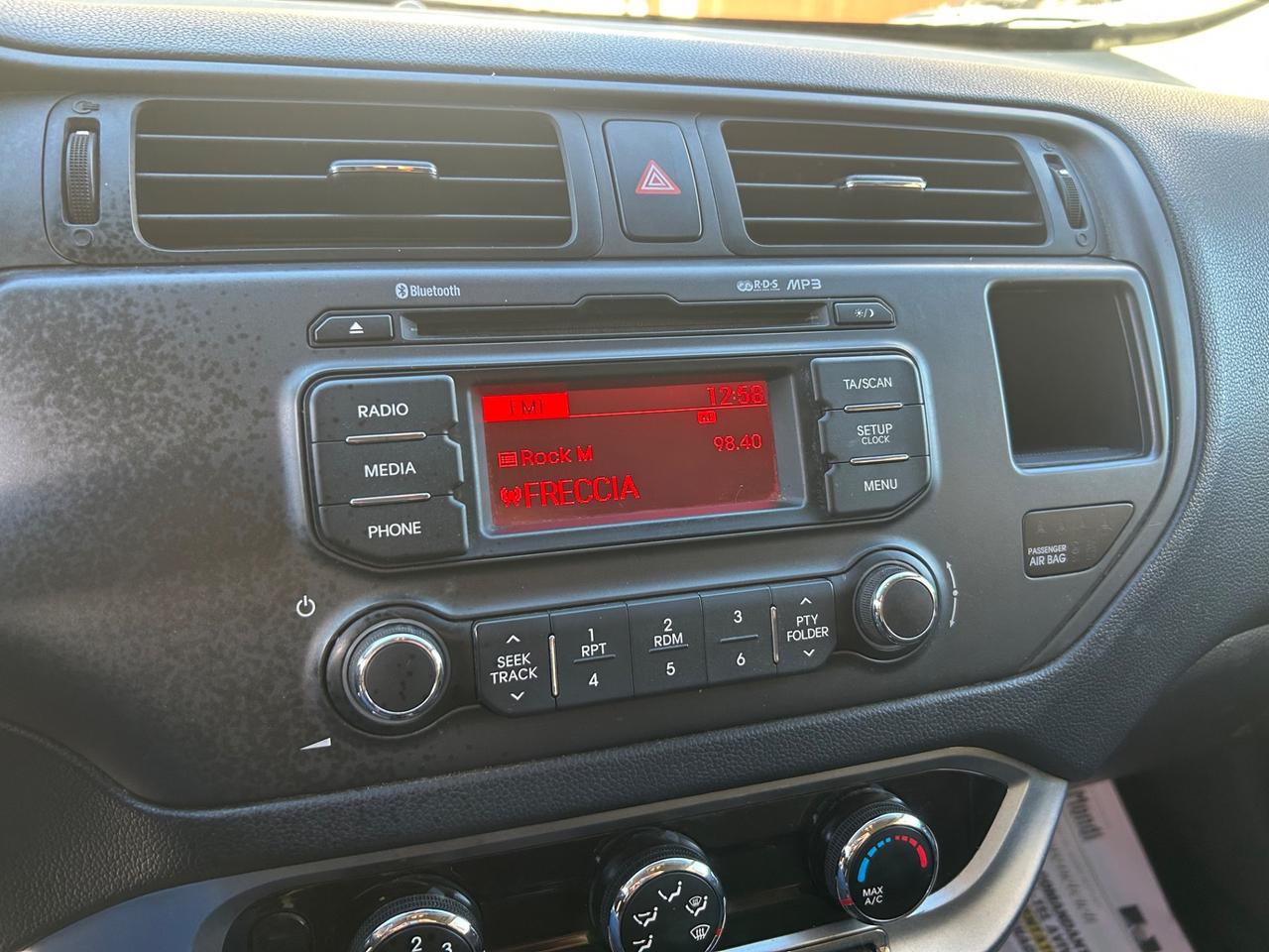 Kia Rio 1.4 CRDi 5p. Cool