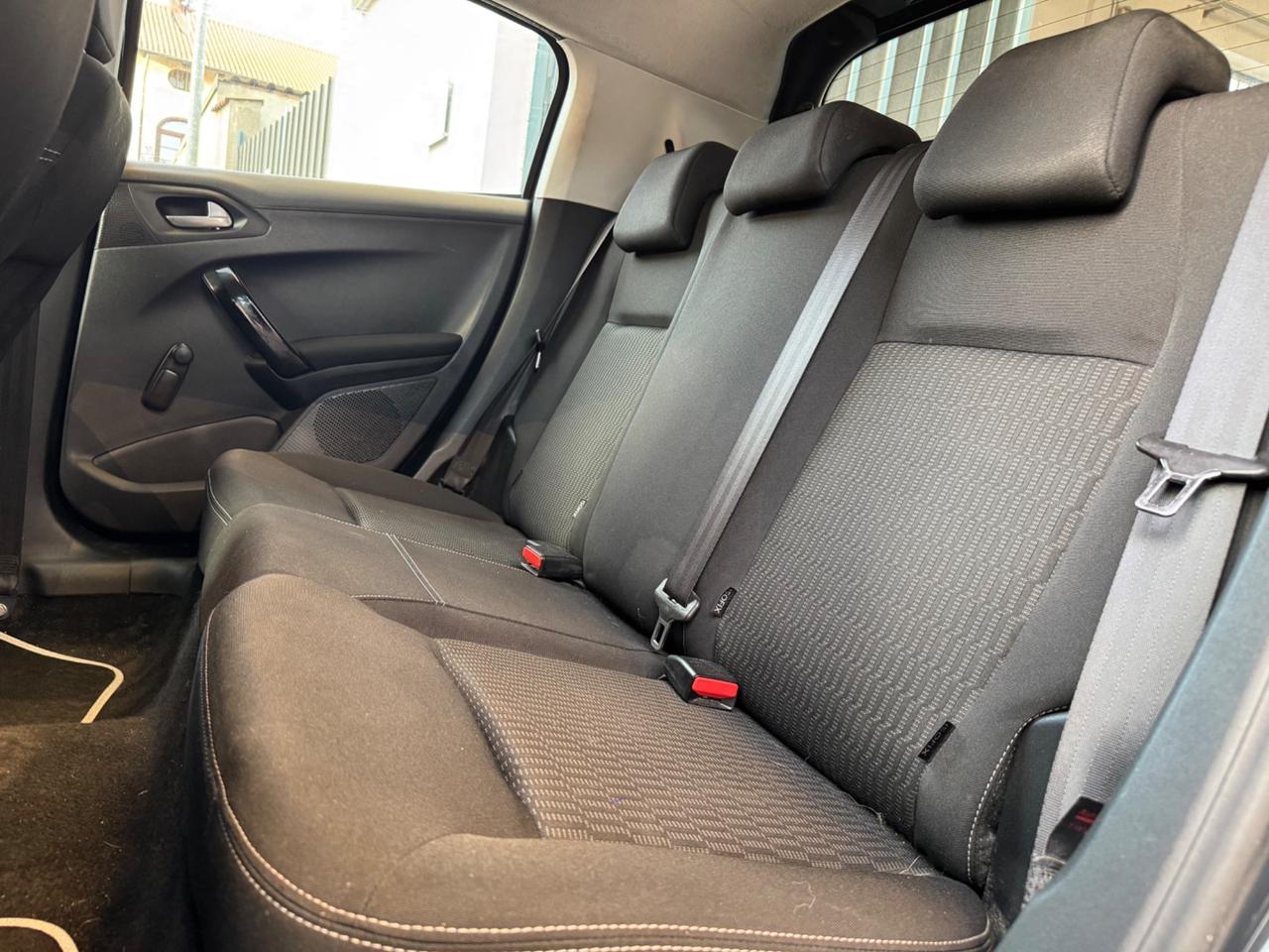 Peugeot 208 PureTech 68 5 porte Access