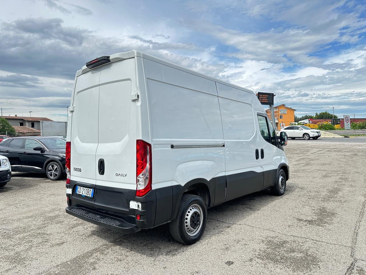 IVECO DAILY 35s12 V 3520 H2 - 2020