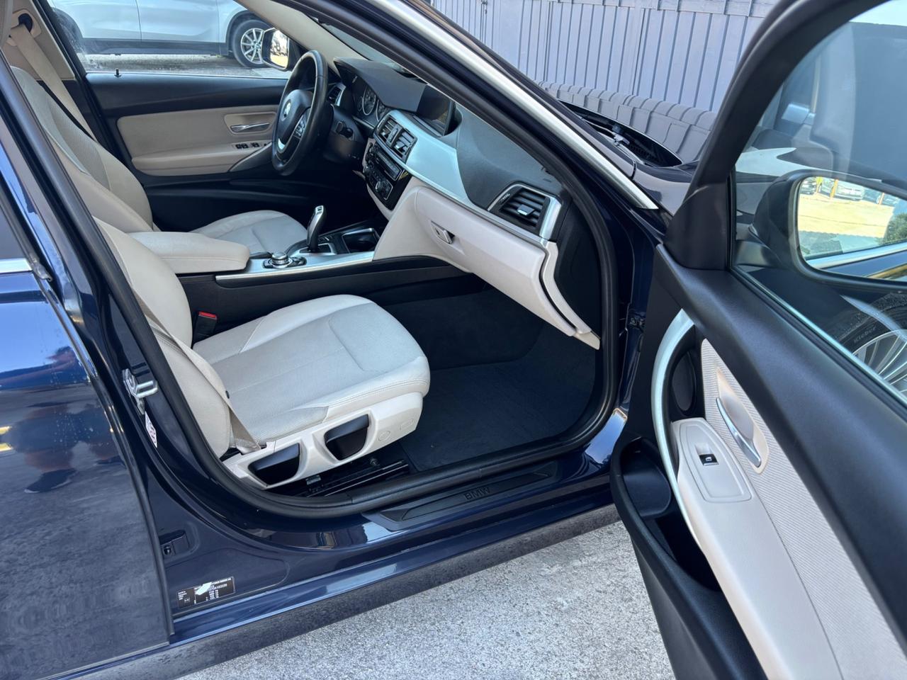 Bmw 320d Touring Business Advantage. Garanzia