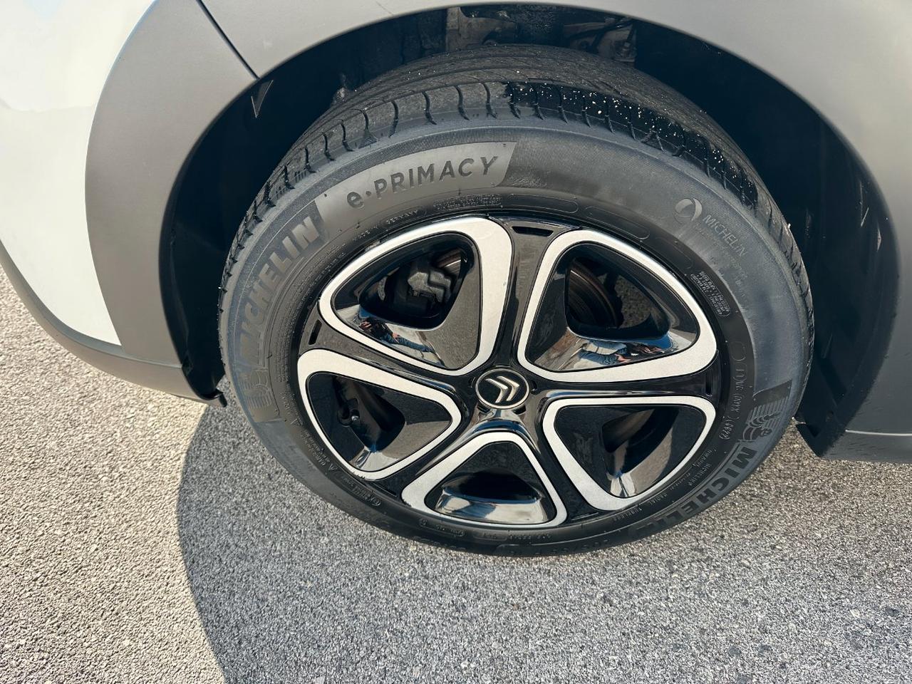 Citroen C3 1.2 puretech Shine s&s 83cv