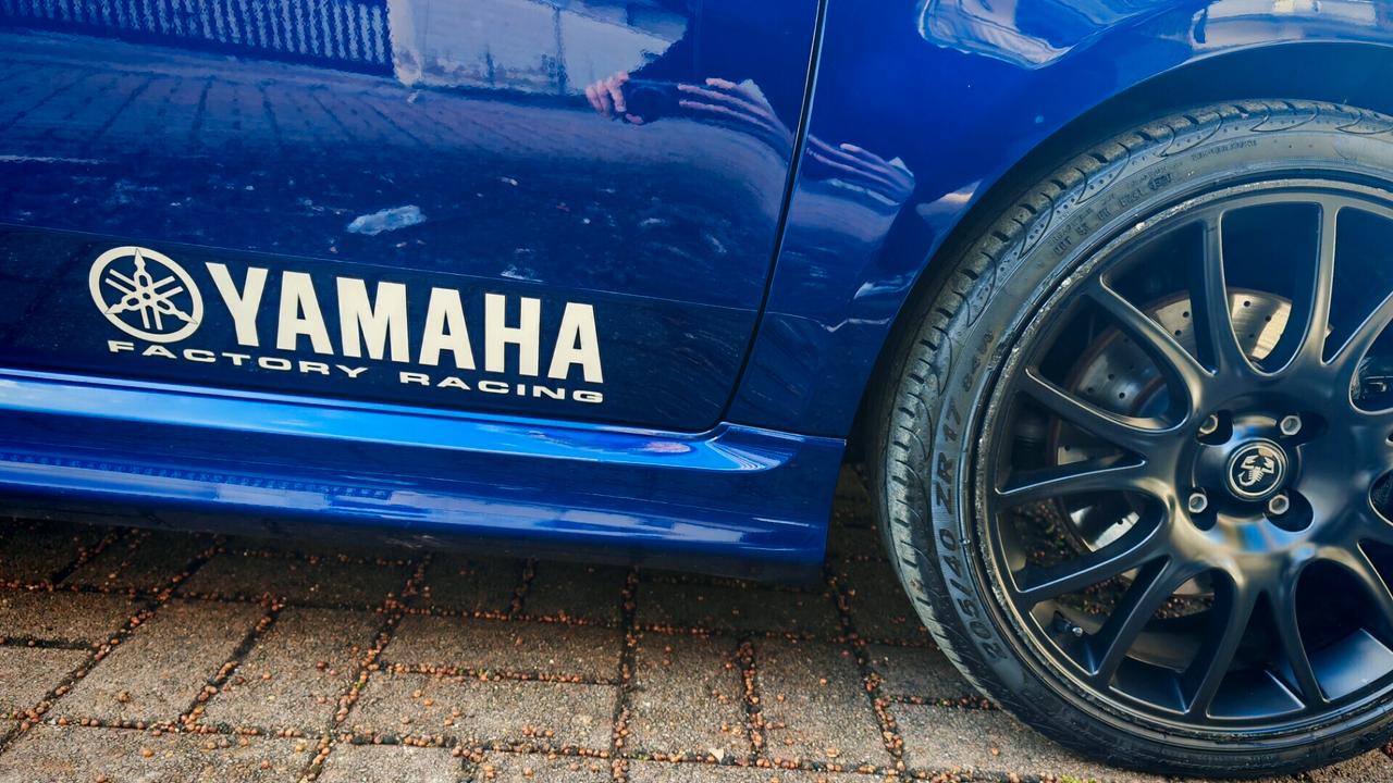 Abarth 595 1.4 Turbo T-Jet 165 CV Monster Energy Yamaha