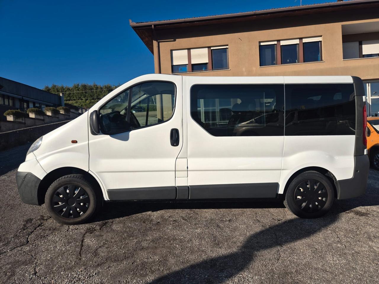 OPEL VIVARO 9 POSTI