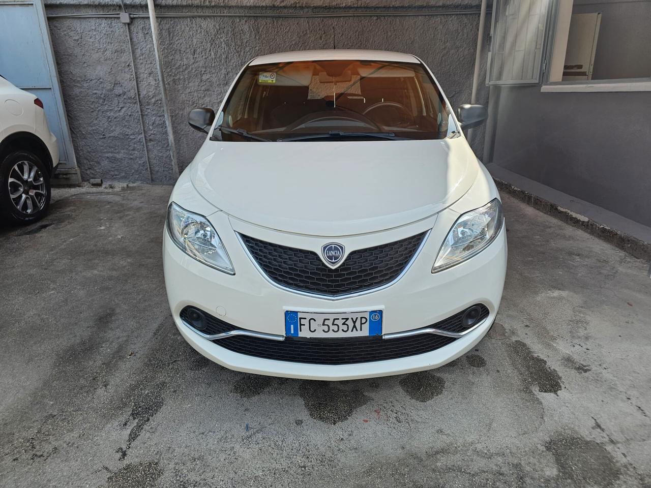 Lancia Ypsilon 0.9 Metano 2016