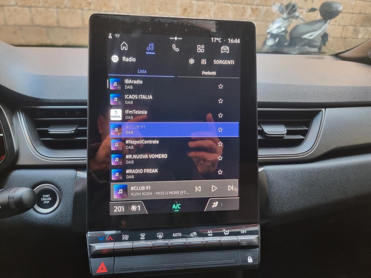 Renault Captur Mild Hybrid 160 CV EDC Esprit Alpine IVA INCLUSA