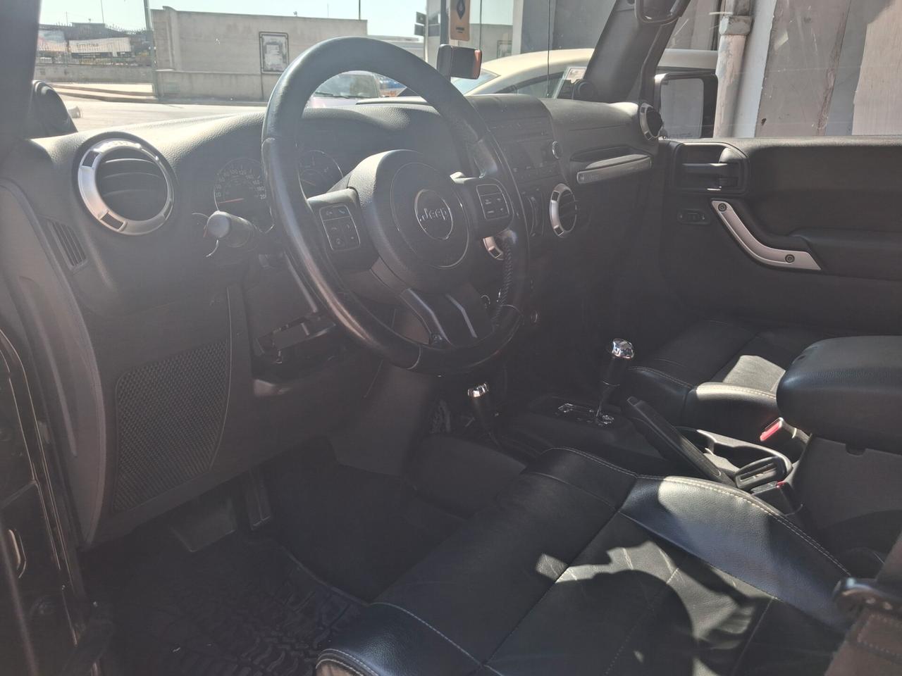 Jeep Wrangler Unlimited 2.8 CRD 2011