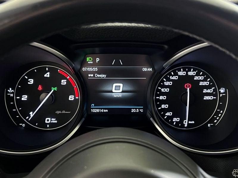 Alfa Romeo Stelvio 2.2 Turbodiesel 190 CV AT8 Q4 Super