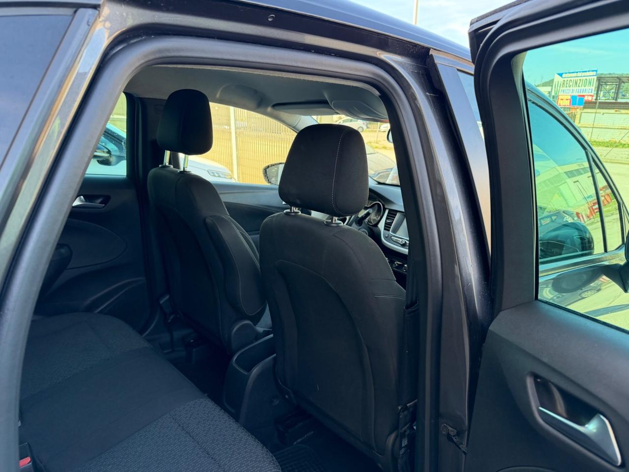 Opel Crossland 1.2 benz full optional 2022 75.000km