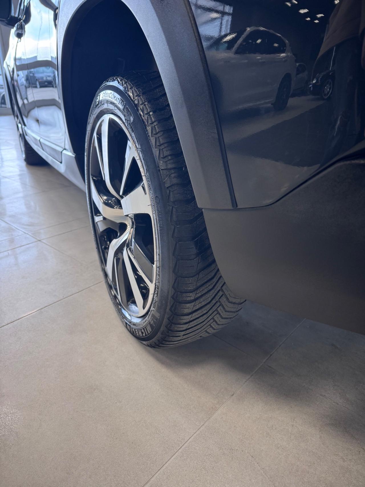 PEUGEOT 2008 1.5 HDI AUTOMATICA ALLURE MY2019