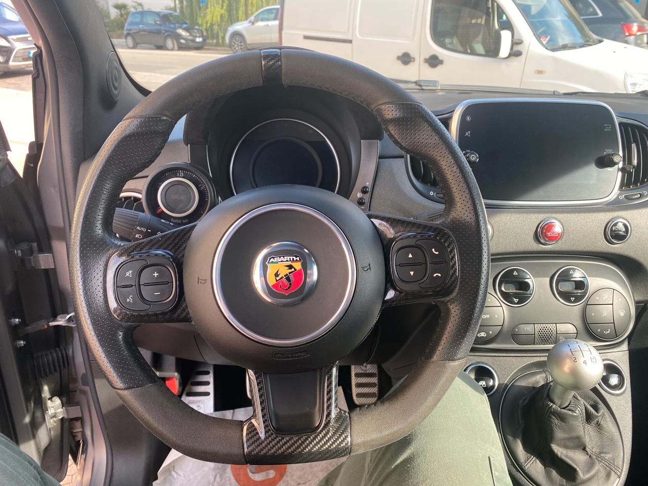 Abarth 595 1.4 Turbo T-Jet 180 CV Competizione