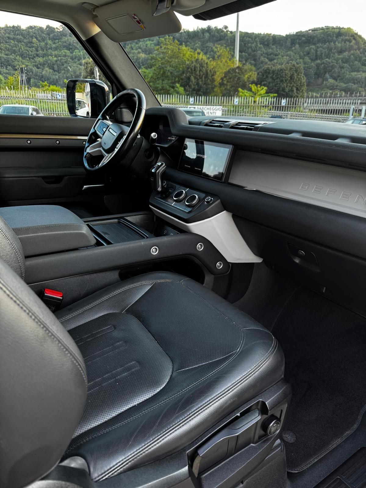 Land Rover Defender 90 3.0D I6 250 CV AWD Auto X-Dynamic HSE